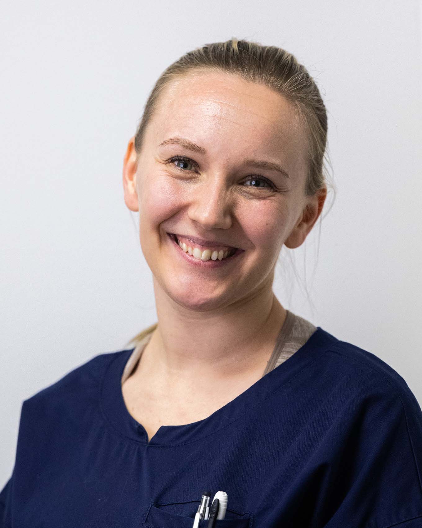 Oona-Varjus-elainklinikka-hakametsa